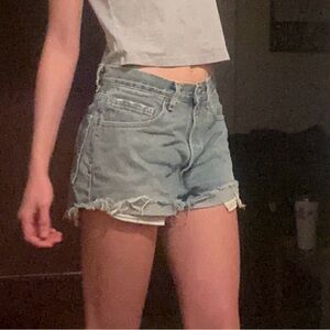 Vintage Levi’s High Rise Baggy Shorts